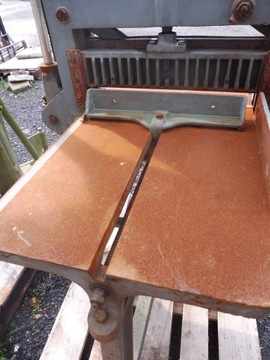 БУМАЖНОРЕЗКА SCHIMANEK 46