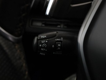 Peugeot 5008 II Crossover 1.2 PureTech 130KM 2020 Peugeot 5008 GT automat skóra 7-osob. virtual, zdjęcie 34