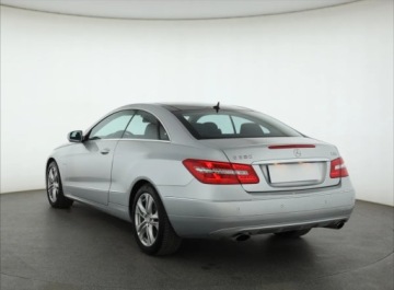 Mercedes Klasa E W211 Sedan W211 3.5 V6 (350 CGI) 292KM 2009 Mercedes E E 350 CGI, Automat, Skóra, Xenon, zdjęcie 3