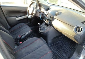 Mazda 2 II Hatchback 3d Facelifting 1.3 MZR 75KM 2011 Mazda 2 1.3 75KM PB FVmarza Serwis ASO GWARANCJA 1.3 Benzyna 74KM, zdjęcie 13