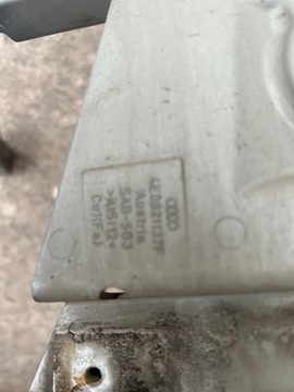 КРОНШТЕЙН ПАУКА ЛЕВОГО КРЫЛА AUDI A8 D3 4E0821137F