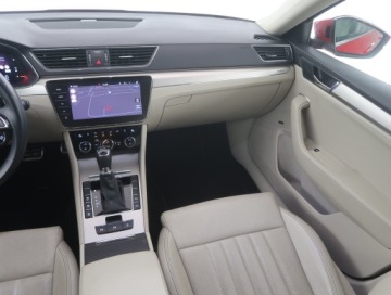 Skoda Superb III Liftback Facelifting 2.0 TSI 190KM 2020 Skoda Superb 2.0 TSI, Salon Polska, Serwis ASO, zdjęcie 7