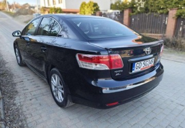 Toyota Avensis III Sedan 2.0 D-4D 126KM 2011 Toyota Avensis Toyota Avensis 2.0 D-4D 2.0 Diesel 126KM, zdjęcie 17