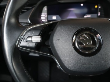 Skoda Octavia IV Liftback 2.0 TDI 115KM 2020 Skoda Octavia 2.0 TDI, Salon Polska, Klima, zdjęcie 16