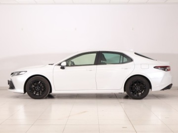 Toyota Camry IX Sedan 2.5 Hybrid Dynamic Force 218KM 2021 Toyota Camry 2.5 Hybrid, Salon Polska, Serwis ASO, zdjęcie 2