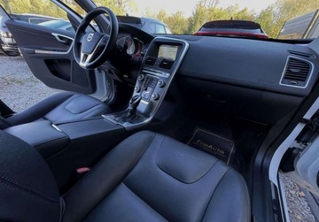 Volvo XC60 I SUV Facelifting 2.0 D4 DRIVE-E 190KM 2015 Volvo XC 60 2.0 D 190KM automatskoraNAVIbezwypadkowy zarejestrowany, zdjęcie 14