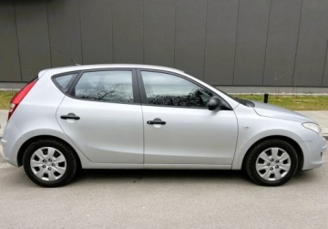 Hyundai i30 I Hatchback 1.4 109KM 2008 Hyundai i30 klima Isofix Warszawa 1.4 Benzyna 109KM, zdjęcie 27