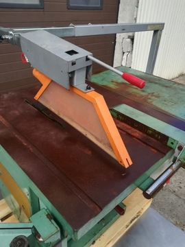 Пила Гийе с тележкой