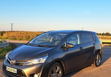 Toyota Verso Minivan Facelifting 1.6 D-4D 112KM 2015 Toyota Verso Toyota Verso 1.6 D-4D Prestige 1.6 Diesel 112KM, zdjęcie 2