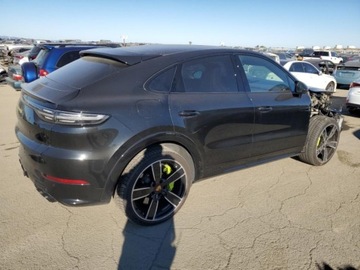 Porsche Cayenne III 2023 Porsche Cayenne Turbo S E-Hybrid Coupe 2023 4.0l, zdjęcie 3