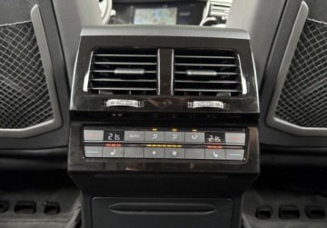 Volkswagen Touareg III SUV 3.0 V6 SCR TDI 231KM 2022 Volkswagen Touareg R-Line 3.0 V6 TDI 4Motion 231KM Matrix DCC HAK Kamera 1, zdjęcie 7