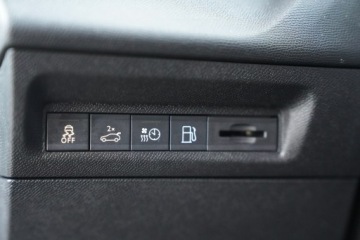 Peugeot 308 III SW Plug-In 1.6 Hybrid 225KM 2023 Peugeot 308 GT LINE blis SKORA nawi FULL LED kame, zdjęcie 18