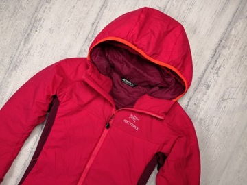 КУРТКА С КАПЮШОНОМ ARCTERYX ATOM ЖЕНСКАЯ УТЕПЛЕННАЯ ПОХОДНАЯ КУРТКА ТОП L