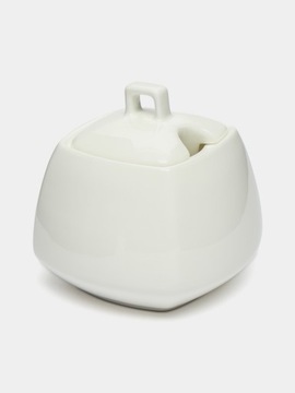 Белая квадратная сахарница из фарфора Wilmax, 340 мл.