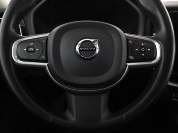 Volvo XC60 II 2021 Volvo XC 60 FV23% Momentum automat B4 AWD navi PDC, zdjęcie 20
