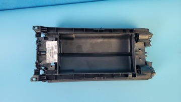 MERCEDES W247 B220 ПОДЛОКОТНИК С КРАСНОЙ РЕЗЬБОЙ