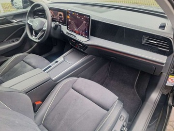 Volkswagen Passat B8 Variant Facelifting 2.0 TDI SCR 150KM 2025 Volkswagen Passat Variant serwis ASO 2.0TDI 150KM bezwypadkow gwarancja pa, zdjęcie 15