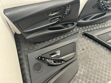 BMW F30 обивка, дверные панели, черный комплект