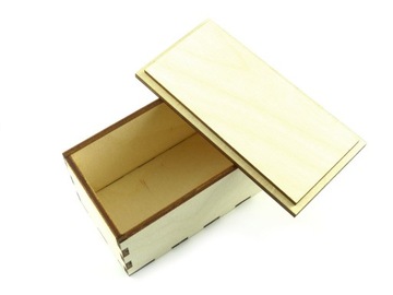 Drewniane pudełko z zamknięciem, 50x100x56mm
