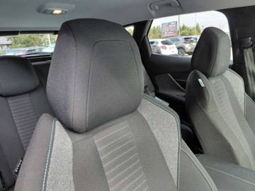 Peugeot 3008 II Crossover Facelifting  1.2 PureTech 130KM 2023 Peugeot 3008 Full LED Navi Kamera Klimatronik Asystent pasa 1.2 Benzyna, zdjęcie 15