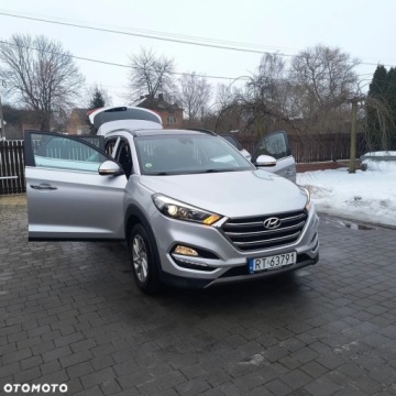 Hyundai Tucson III SUV 1.7 CRDI 115KM 2015 Hyundai Tucson Hyundai Tucson 1.7 CRDI BlueDrive GO 2WD 1.7 Diesel 115KM, zdjęcie 25