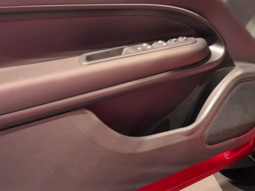 Alfa Romeo Junior SUV 1.2 Hybrid 145KM 2026 ALFA ROMEO Junior Ibrida Ti Suv 1.2 (145KM) 2026, zdjęcie 12