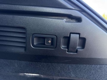 Volkswagen Arteon Fastback Facelifting 2.0 TDI 200KM 2021 Volkswagen Arteon R-Line HAK Panorama Keyless Nawigacja Tempomat App Cyfro, zdjęcie 33