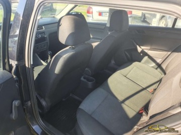 Skoda Rapid II Spaceback 1.2 TSI 90KM 2015 Skoda RAPID 1.2TSI 90KM Salon Pl. Faktura 1.2 Benzyna 90KM, zdjęcie 9