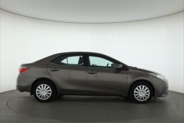 Toyota Corolla XI Sedan Facelifting 1,6 Valvematic 132KM 2017 Toyota Corolla 1.6 Valvematic, Salon Polska, zdjęcie 5
