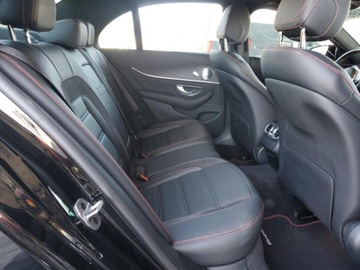 Mercedes Klasa E W213 2020 Mercedes-Benz Klasa E 2020r., AMG 53 4 MATIC, od ubezpieczalni 3.0 Benzyna, zdjęcie 8