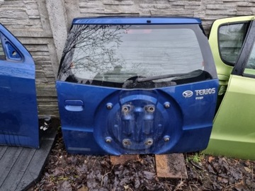 DAIHATSU TERIOS II - VÍKO KUFRU KRYT KUFRU