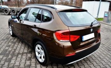 BMW X1 E84 Crossover sDrive18d 143KM 2010 BMW X1 Bezwypadkowy Podgrzewane fotele, Czujniki parkowania przod tyl, zdjęcie 11