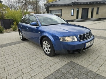 Audi A4 B6 Avant 2.0 20V 131KM 2003 Audi A4 2.0 131 KM klimatronik, zdjęcie 2