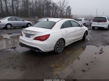 Mercedes CLA C118/X118 2019 Mercedes-Benz CLA 2019 r., 2,0L 4 MATIC 2.0 Benzyna 208KM, zdjęcie 5