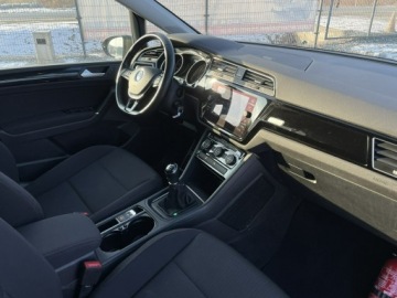Volkswagen Touran III 1.4 TSI 150KM 2017 Volkswagen Touran 1.4 TSI 150KM, Sound, zdjęcie 30