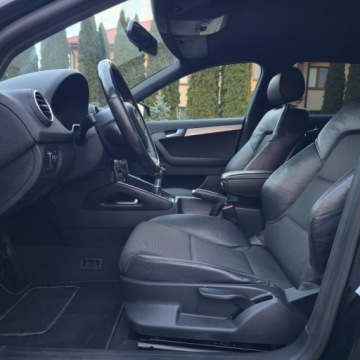 Audi A3 8P Hatchback 3d 2.0 TDI PD 170KM 2006 Audi A3 Sportback 2.0 TDI DPF S line Sportpaket, zdjęcie 21