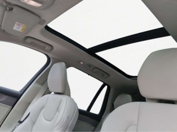 Volvo XC60 II 2026 VOLVO XC60 B5 AWD Ultra Dark Suv 2.0 (264KM) 2026, zdjęcie 3