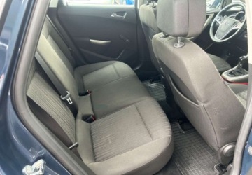 Opel Astra J Hatchback 5d 1.6 Turbo ECOTEC 180KM 2010 Opel Astra Opel Astra 1,6T 180KM, Parktronik Przod i Tyl, Oplacony, Zadbany, zdjęcie 11