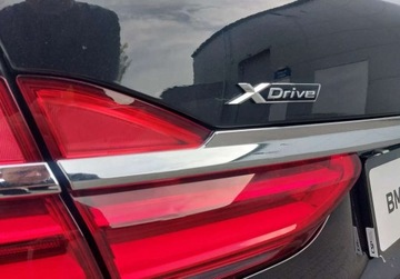 BMW Seria 7 G11-G12 Sedan 750i 450KM 2017 BMW Seria 7 4.4 Benzyna 450KM, zdjęcie 32