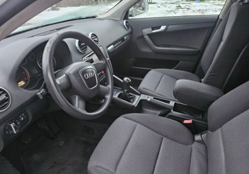 Audi A3 8P Hatchback 3d 1.6 TDI 90KM 2010 Audi A3 5 Drzwi KLIMA 1.6 Diesel 105KM, zdjęcie 4