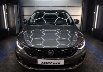 Fiat Tipo II Sedan 1.6 MultiJet 120KM 2017 Fiat Tipo Kamera cofania _ LED _ Alu felgi _ Podgrzewane fotele 1.6 Diesel, zdjęcie 32