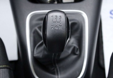 Citroen C3 III Hatchback Facelifting 1.2 PureTech 83KM 2023 Citroen C3 1.2 Benz 83KM MAX SHINE Salon PL Serwis ASO CarPlay ALU AirBump, zdjęcie 21