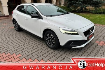 Volvo V40 II Hatchback Facelifting 2.0 D2 120KM 2018 Volvo V40 Cross Country 2.0 D2 Full LED FV23%