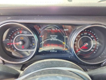 Jeep Gladiator 2022 Jeep Gladiator Mojave 2022 3.6 Benzyna 285KM, zdjęcie 9