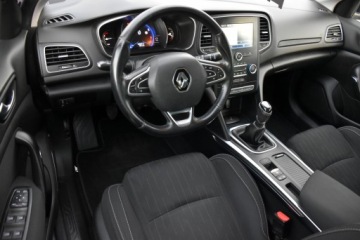 Renault Megane IV Hatchback 5d 1.3 TCe 115 FAP 115KM 2018 Renault Megane IV LIMITED 1.3 16V TURBO 116KM Wyposażony HatchBack, 2018r., zdjęcie 12