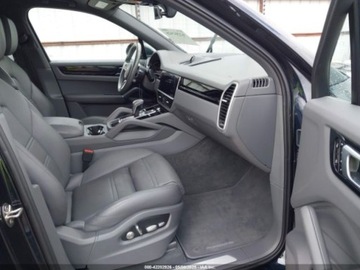 Porsche Cayenne III 2019 Porsche Cayenne E-Hybrid 2019 3.0l 3.0 Hybryda 335KM, zdjęcie 9