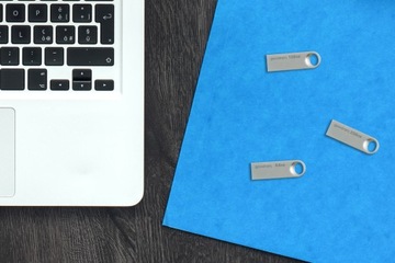 Флеш-накопитель GOODRAM UNO3 Silver USB 3.2 128 ГБ