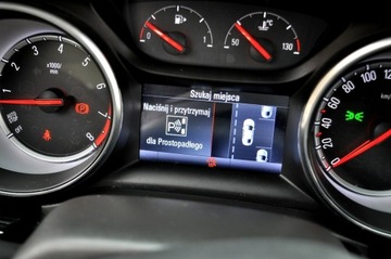 Opel Astra K Sports Tourer 1.4 Turbo 150KM 2017 Opel Astra 1.4 Turbo 150 KM Full Opcja Cosmo, zdjęcie 31