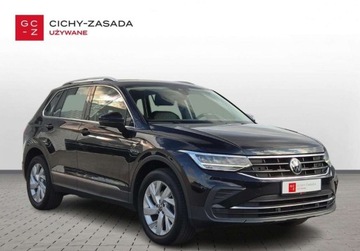 Volkswagen Tiguan II SUV Facelifting 2.0 TDI 150KM 2021 Volkswagen Tiguan Life 2.0TDI 150KM DSG App Connet Czuj Park. Pod.Fotele T, zdjęcie 6
