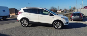 Ford Escape III 2.0 EcoBoost 243KM 2017 Ford Escape 2.0 BENZ ,automat,titanium 2.0 Benzyna 242KM, zdjęcie 4